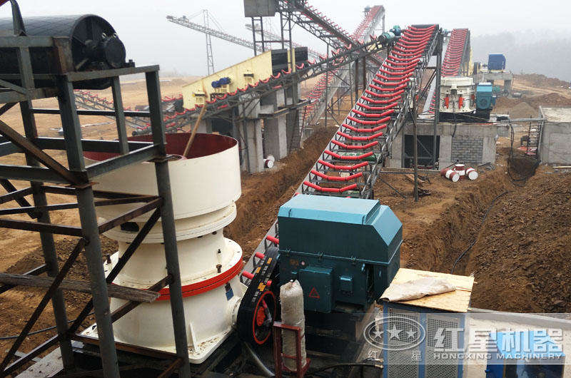 大型碎石機生產(chǎn)現(xiàn)場，遠程操控，智能方便