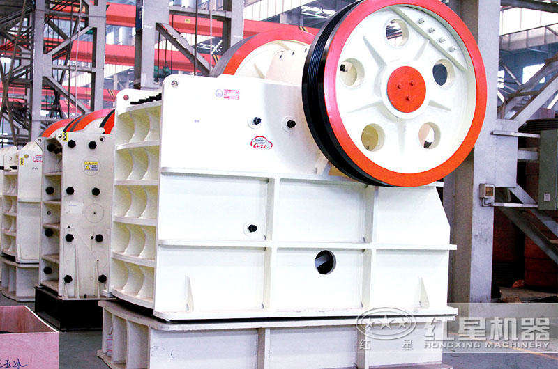 鄂式破碎機，全新升級，破碎比大