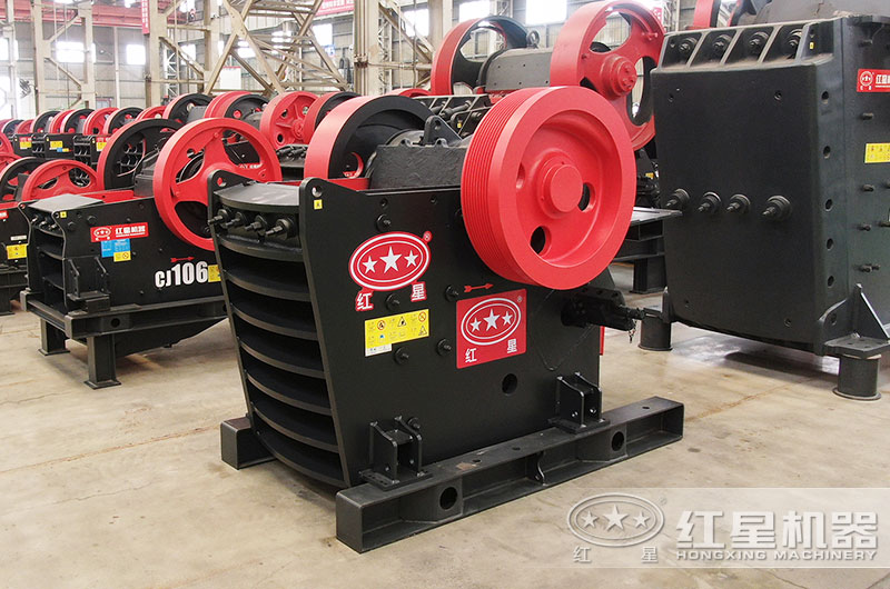 顎式玄武巖破碎機圖片